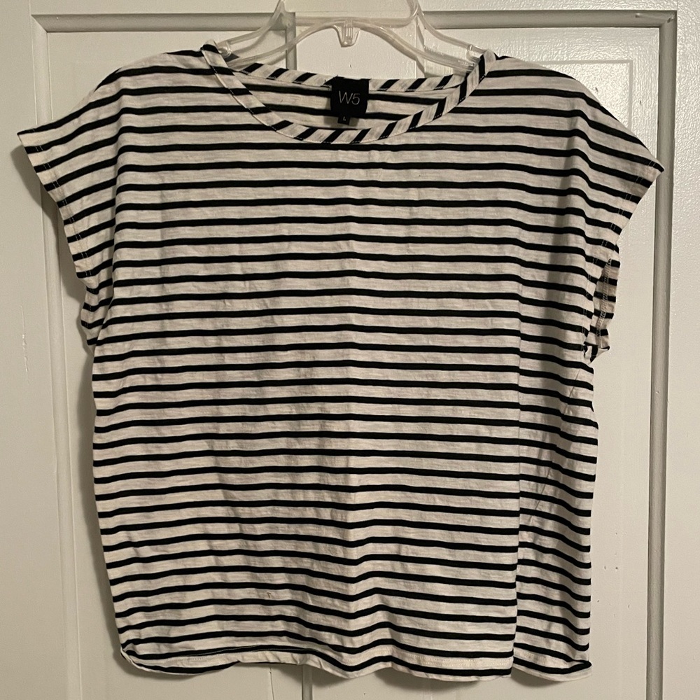 5/$15 Striped cropped tee